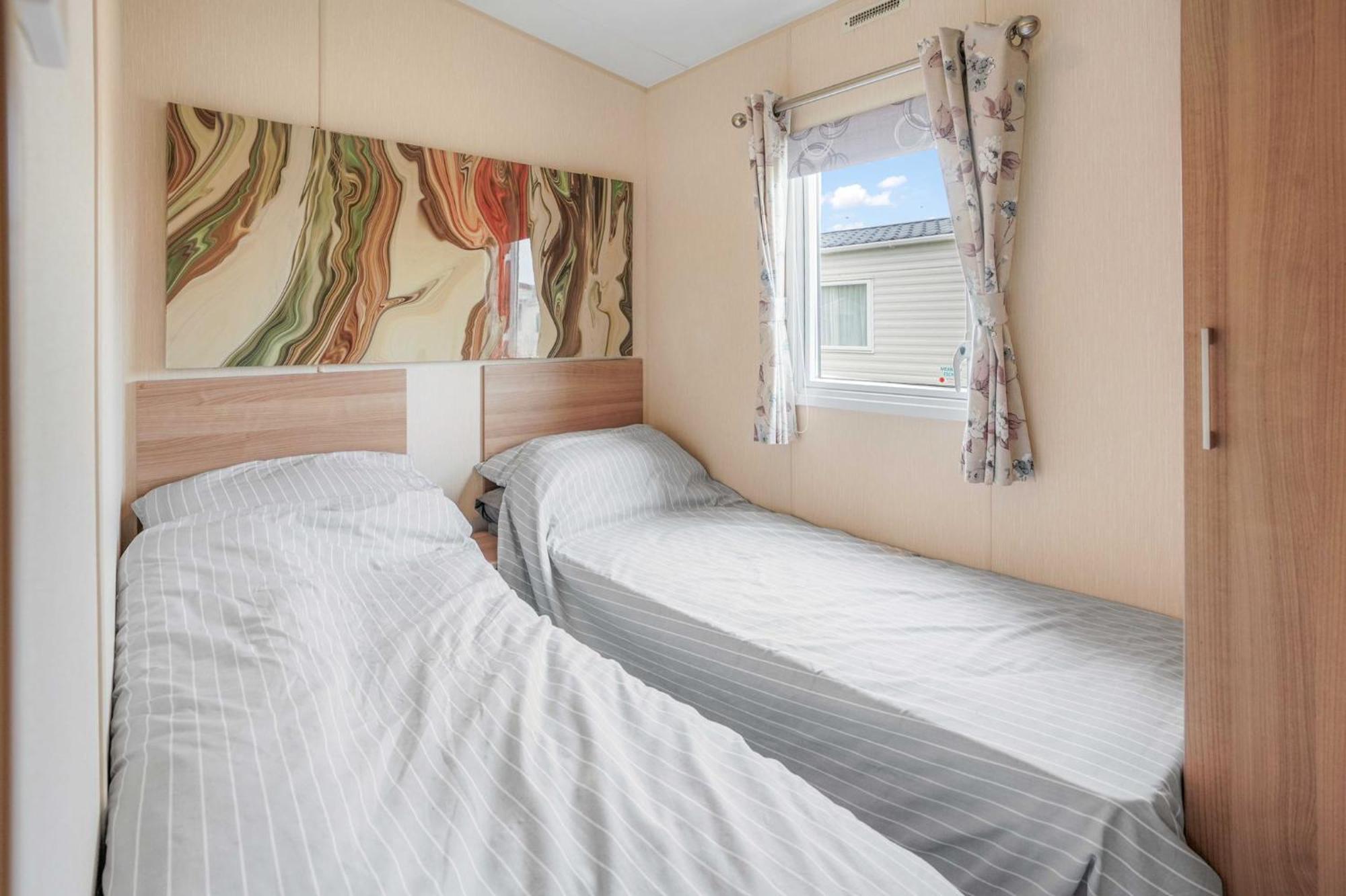 Sunscape Lodge Corton  Bagian luar foto
